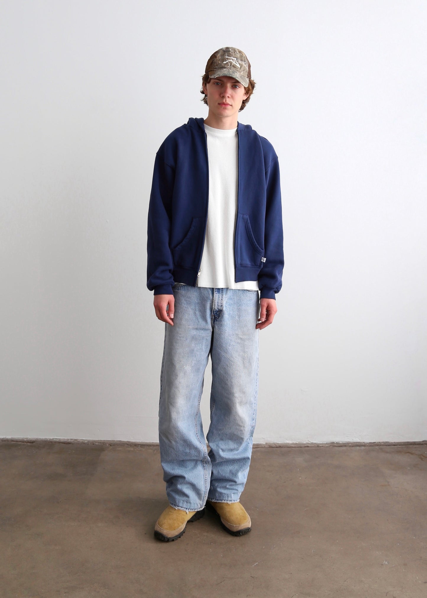 ZIP-UP HOODIE - NAVY