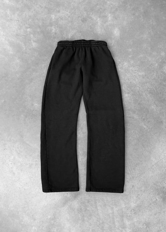 STRAIGHT-LEG SWEATPANTS - BLACK